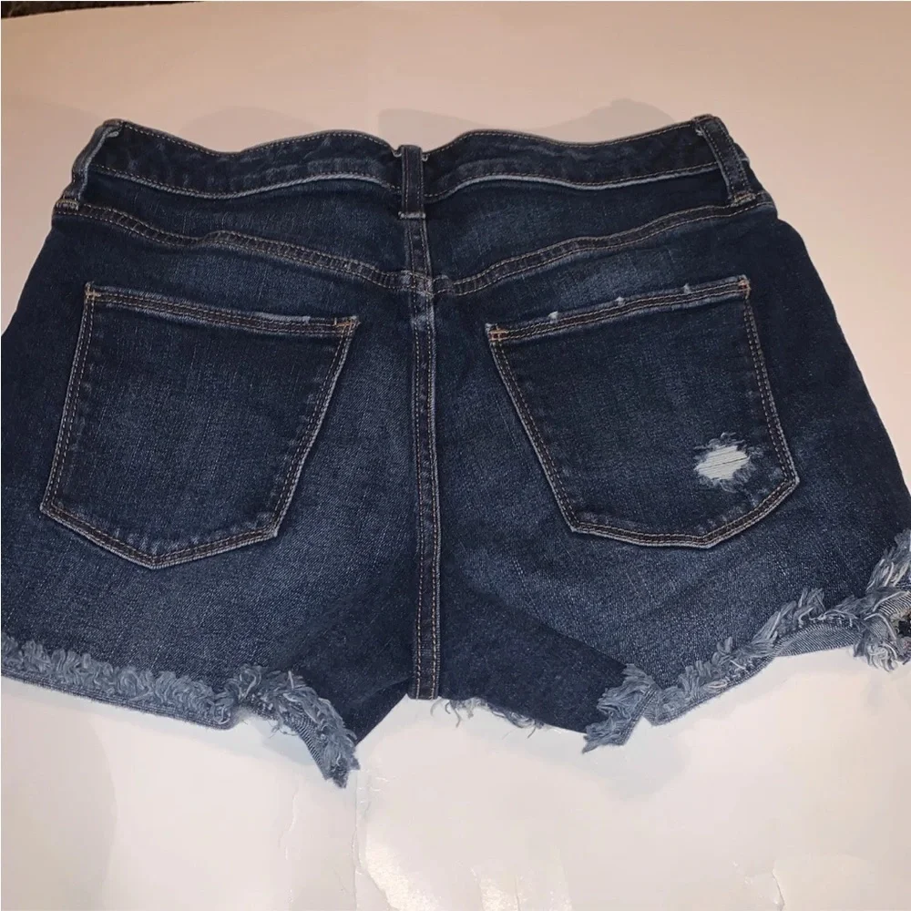 Universal Thread Distressed High Rise Shortie Sz 4/27R Denim Jean Shorts Womens